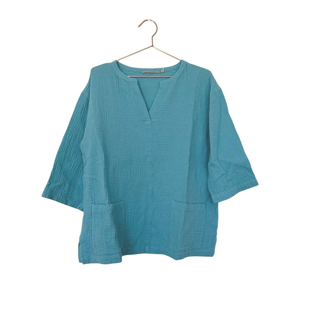 Soft surroundings Textured light blue Women's Tunic v neck Top